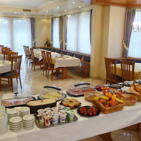 Hotel Bachwiesen Langensendelbach ภายนอก รูปภาพ